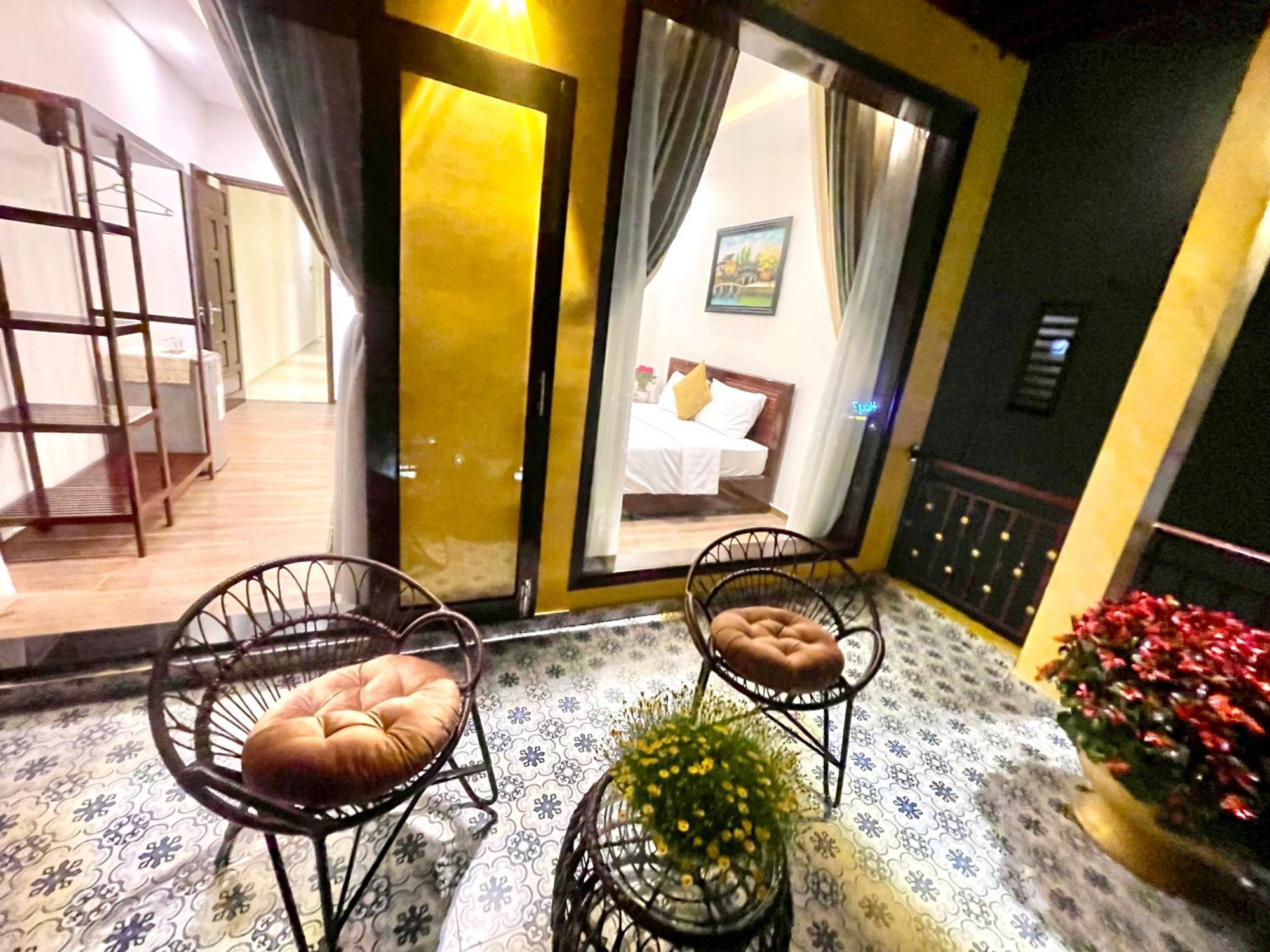 King Kong Homestay Хойан Экстерьер фото